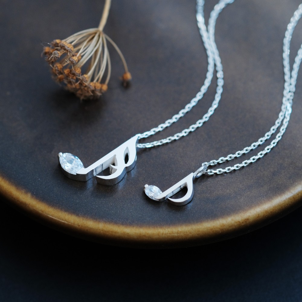 2コset) ホワイト 音符 ペア ネックレス シルバー925