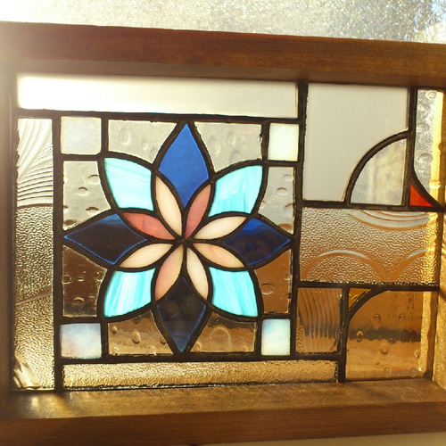 【ヴィンテージ】✴︎ステンドグラス✴︎レトロ✴︎インテリアに映える1枚✴︎ ヴィンテージ ステンドグラス ペンダントランプ - アンティーク