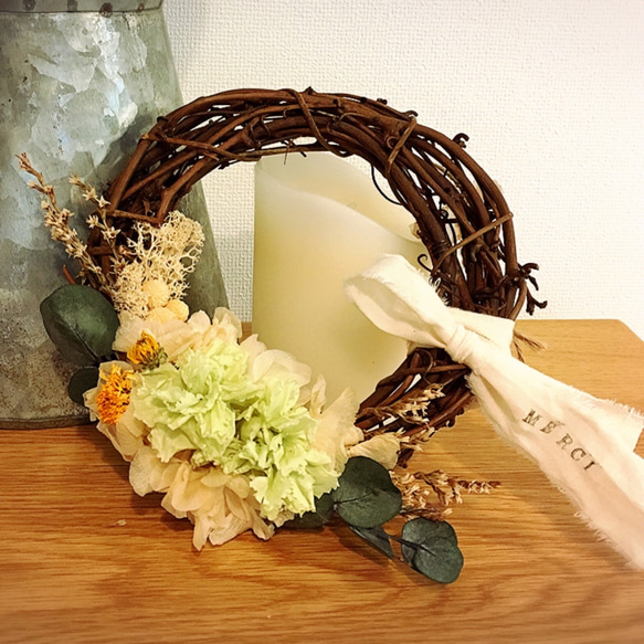 antique wreath /gr×wh 1枚目の画像