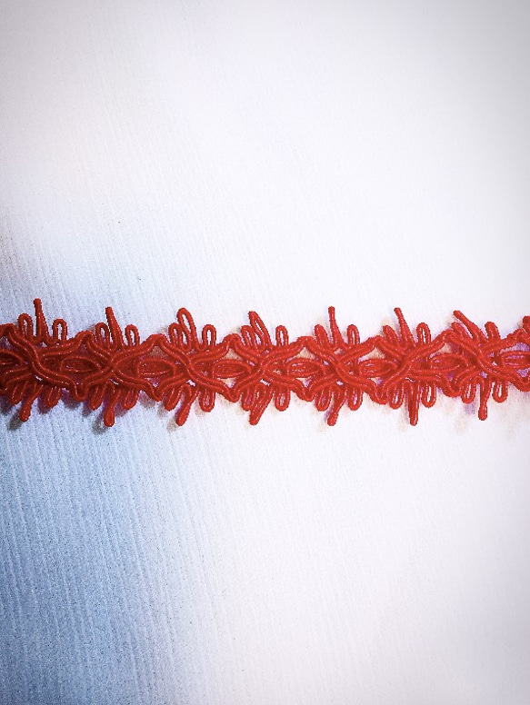 ★Stephan Lea★螺旋の赤い糸チョーカー 4枚目の画像