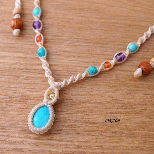 アリゾナ産スリーピングビューティーターコイズのマクラメネックレス