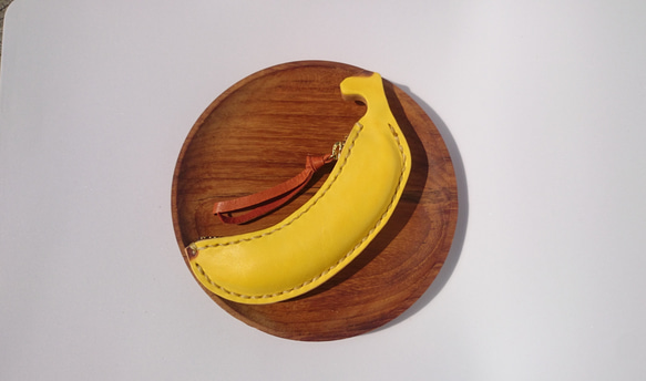革製バナナ型小銭入れ 4枚目の画像