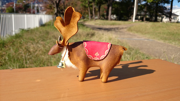 革の赤鼻トナカイ(大人) その他人形 ノップ 通販 6378641｜Creema