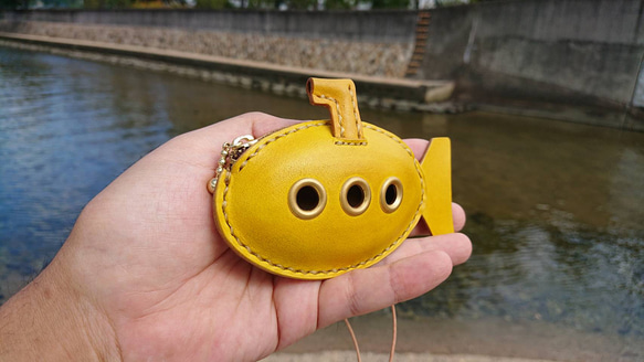 潜水艦の小銭入れ  イエロー 2枚目の画像