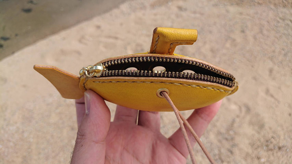 潜水艦の小銭入れ  イエロー 3枚目の画像