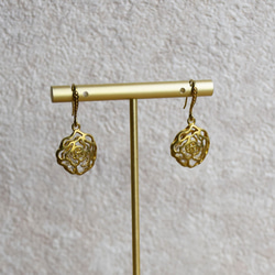 典雅黃銅簍空刻紋鋯石耳環 客製化服務 第3張的照片