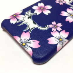 【Xperia/GALAXY/iPhone】桜猫柄 ブルー スマホケース 3枚目の画像