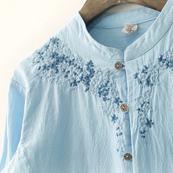 夏 ブルー 刺繍 花 スタンド 長袖 シャツ 4枚目の画像