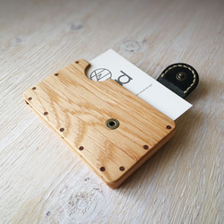 a card case オーク×ブラック　- 無垢材と本革の名刺入れ - 4枚目の画像
