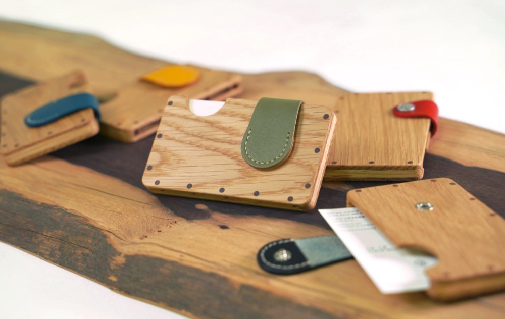 a card case ナラ　- 木と革の名刺入れ -（無垢材・本革）