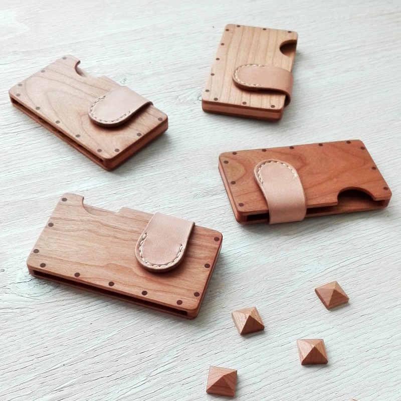 a card case チェリー×ナチュラル　- 木と革の名刺入れ -