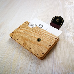 a card case オーク×パープル　- 無垢材と本革の名刺入れ - 4枚目の画像