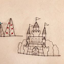 風を感じるお城＊ワイヤーアート 4枚目の画像