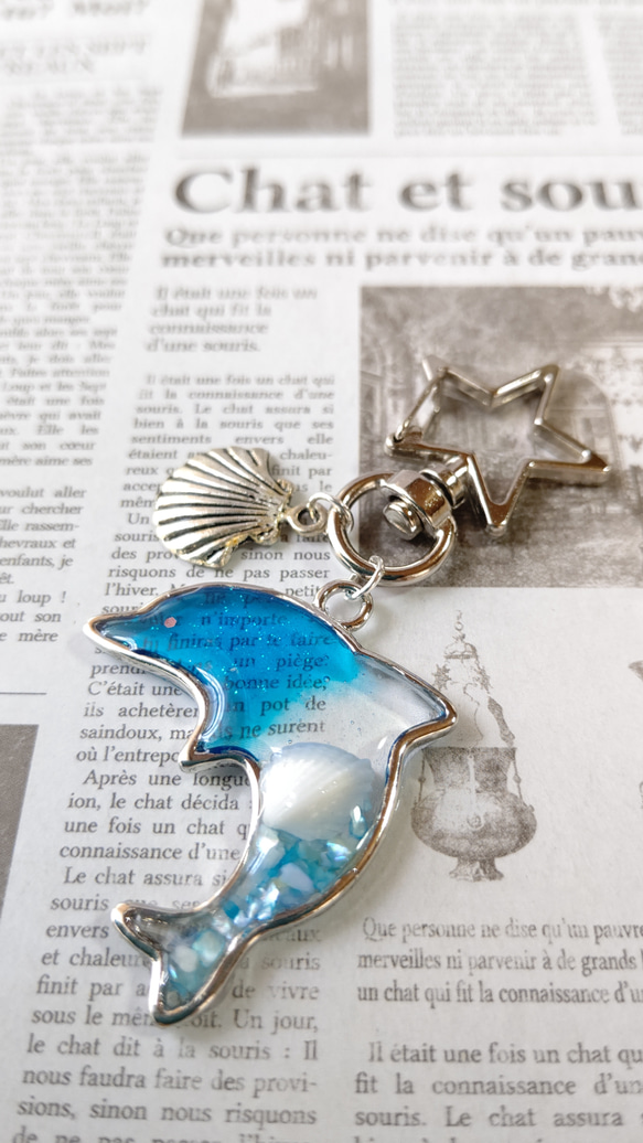☆夏の新作☆イルカの水色のシェルと貝殻のスターナスカンキーホルダー 7枚目の画像