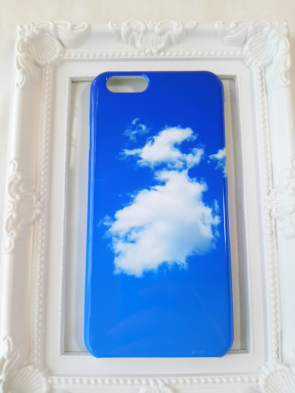 澄みきった青空と雲のスマホケース  iPhoneケース  スマホカバー 3枚目の画像