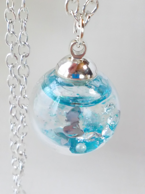 人魚姫からの贈り物～マーメイドとシェルとパールのガラスドームネックレス 7枚目の画像