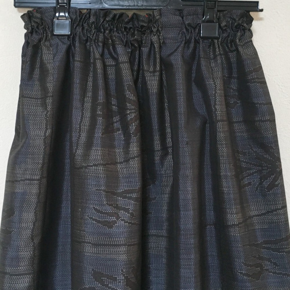 着物リメイク Ａ 大島 ギャザースカート シルク   着物スカート 2枚目の画像