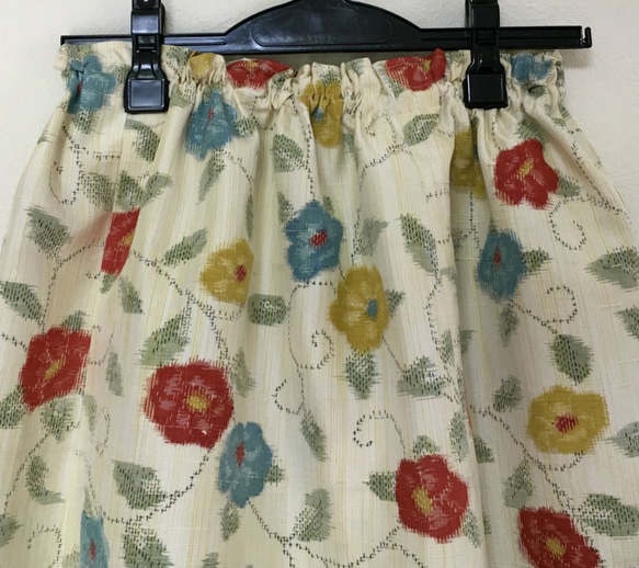 着物リメイク ＰＰ 大島紬 ギャザースカート フリーサイズ シルク 2枚目の画像