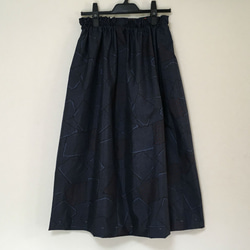 着物リメイク Ｉ 大島 ギャザースカート フリーサイズ シルク 1枚目の画像