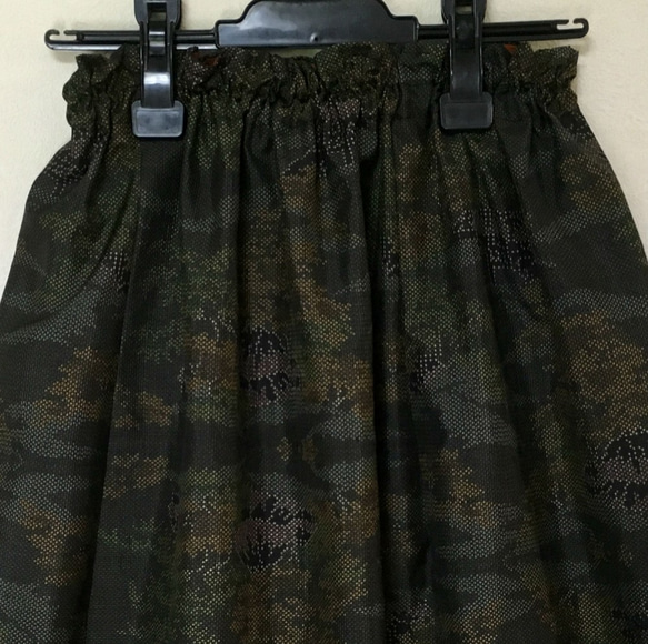 着物リメイク Ｎ 大島 ギャザースカート シルク   着物スカート 2枚目の画像