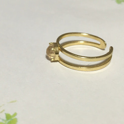 ローズクォーツ一粒 真鍮の指輪 3枚目の画像