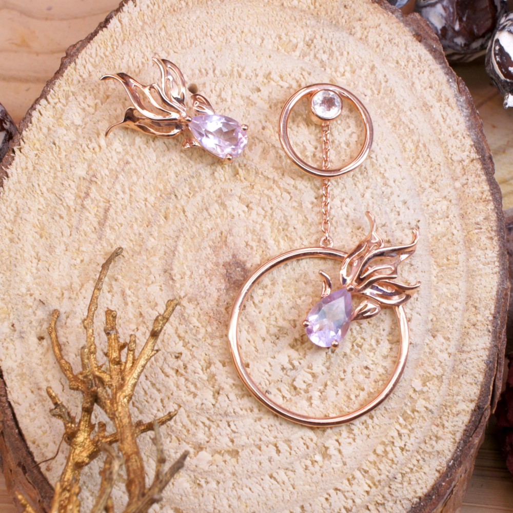 GOLD FISH - Amethyst w/ Rainbow Moonstone Unbalance Earring