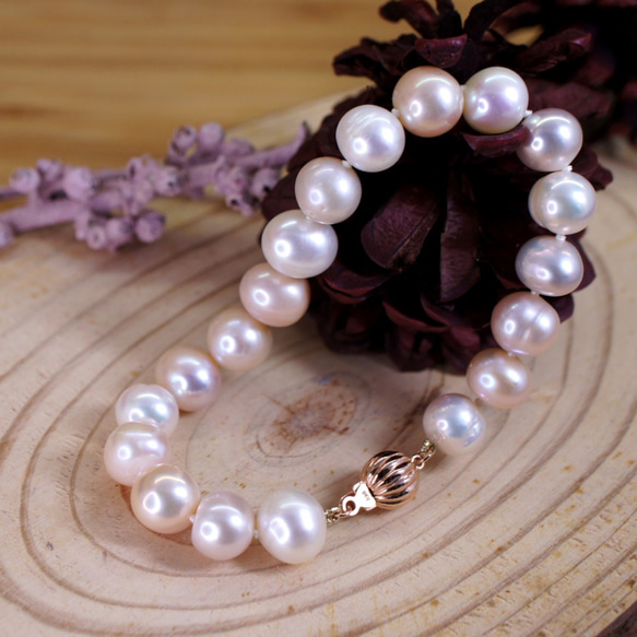 EMPATHY - Potato Pink Pearl Silver Ball Clasp Bracelet 2枚目の画像