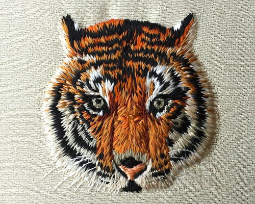 虎 刺繍絵・刺繍画 - メルカリ
