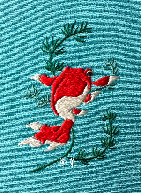 昭和レトロ刺繍絵、日本画 アート、木製 フレーム 金魚 昭和レトロ 木製 フレーム 金魚 デメキン 3匹 水彩画 日本画