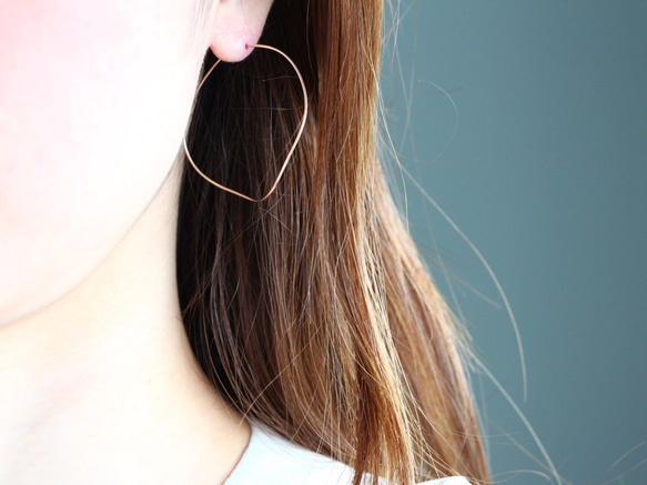 14kgf(Rose) nuance curve pierced earrings 第2張的照片