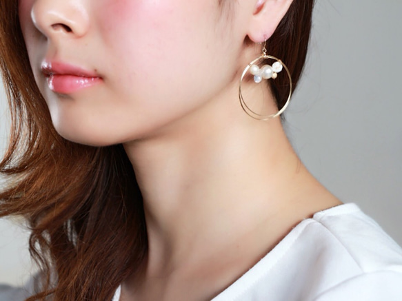 14kgf-Ivory bijou overlap hoop pierce(イヤリング可) 1枚目の画像