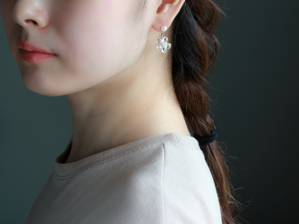 14kgf-pearl stud and white topaz flower 耳針 第10張的照片