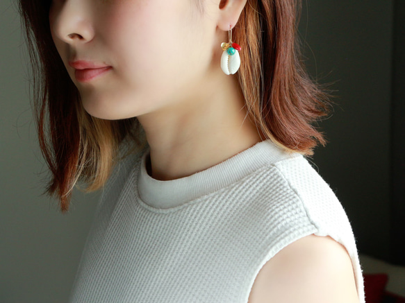 14kgf- turquoise and coral shell 耳針 第4張的照片