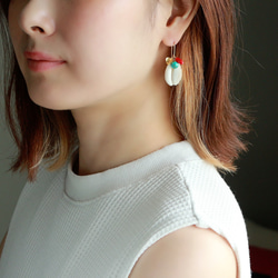 14kgf- turquoise and coral shell 耳針 第6張的照片