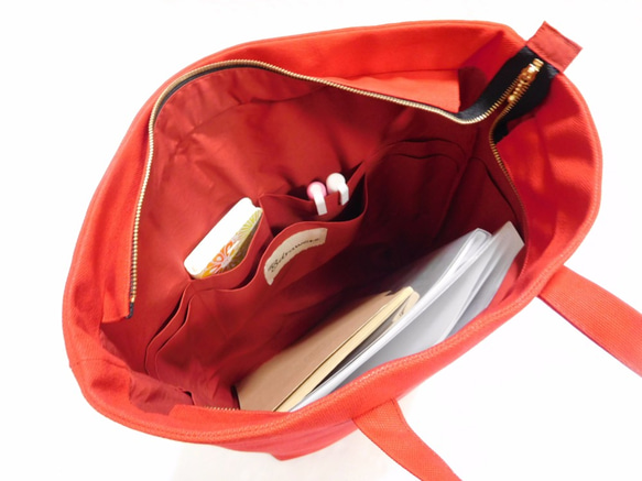 《受注生産》8drawers 大容量リュック 男女兼用 旅行バッグ ユニセックス　赤リュック　学生リュック　バッグパック 8枚目の画像