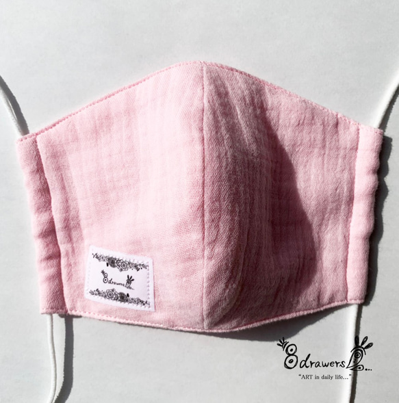 《再販最後・5点》お肌に優しいふわっふわコットン　ダブルガーゼ　マスク　ベビーピンク　専用不織布フィルターポケット付き 1枚目の画像