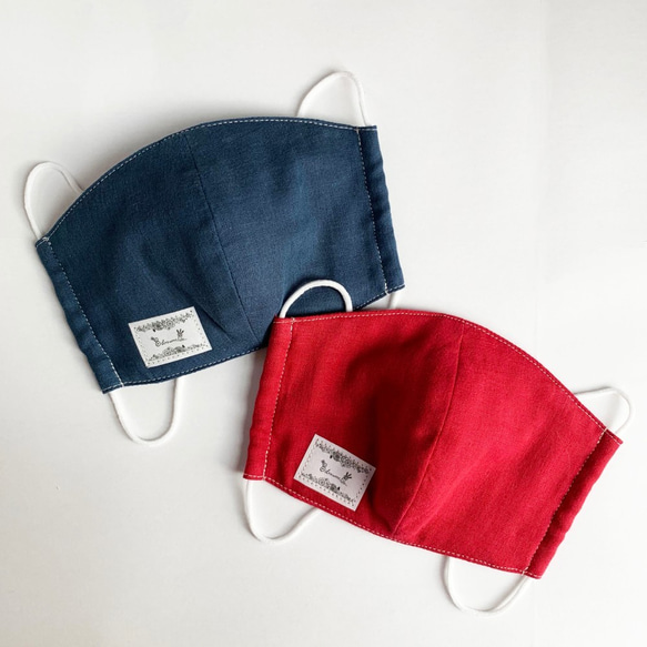 《大きめサイズ》日本製ふわふわコットン　ダブルガーゼ　マスク　赤　専用不織布フィルターを入れるポケット付き 4枚目の画像