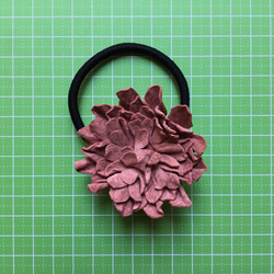 革花のヘアゴム Lサイズ  サーモンピンク 6枚目の画像
