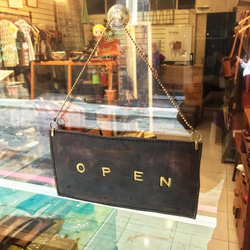 開店道具-真皮門口告示牌open.close 第1張的照片