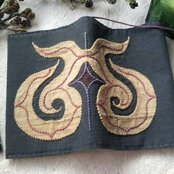【アイヌ刺繍のブックカバー】a book jacket of Ainu embroidery 4枚目の画像