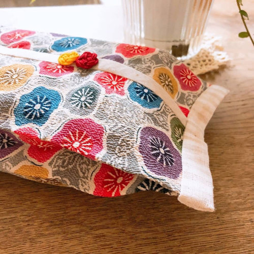 正絹花柄着物リメイクティッシュケース メドゥプ付き その他インテリア