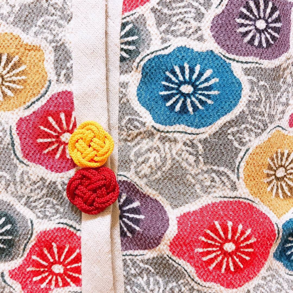 正絹花柄着物リメイクティッシュケース  メドゥプ付き 5枚目の画像