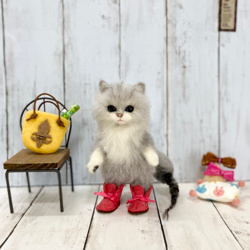 羊毛フェルト　オシャマなニャンコドール 羊毛フェルトオシャマなニャンコドール