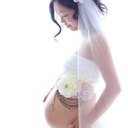 【マタニティサッシュベルト】サシュレアンティーク妊婦さん赤ちゃん記念写真マタニティフォトを華やかにフラワーアレンジメント 4枚目の画像