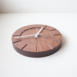 木の時計01(Φ240) No9 | ウォールナット 2枚目の画像