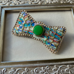 【ブローチBrooch】リボンブローチ『リバティプリントx刺繍』カラフルりぼん 2枚目の画像