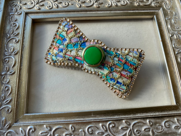 【ブローチBrooch】リボンブローチ『リバティプリントx刺繍』カラフルりぼん 2枚目の画像