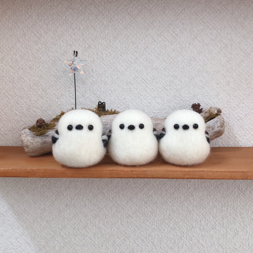 羊毛フェルト　シマエナガ 羊毛フェルト シマエナガ（高さ5.5㎝） 羊毛フェルト hiromisaku 通販