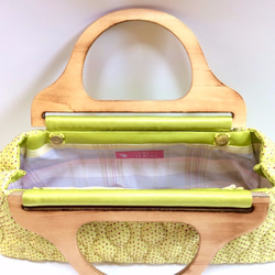 レモンイエローの絞り染めキルティングバッグ（着物リメイク） 4枚目の画像