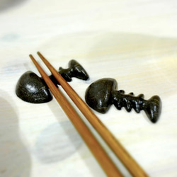 【好器】魚骨頭筷架_四入_陶瓷餐具 第4張的照片